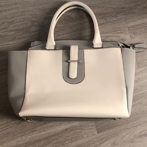 Vittoria Napoli white and grey block purse